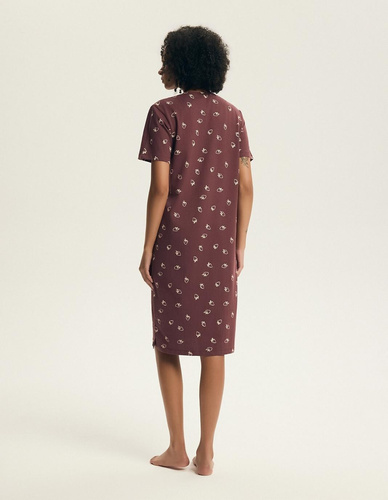 Noční košile Henderson Evika 45304 – bavlněná, jahodový potisk