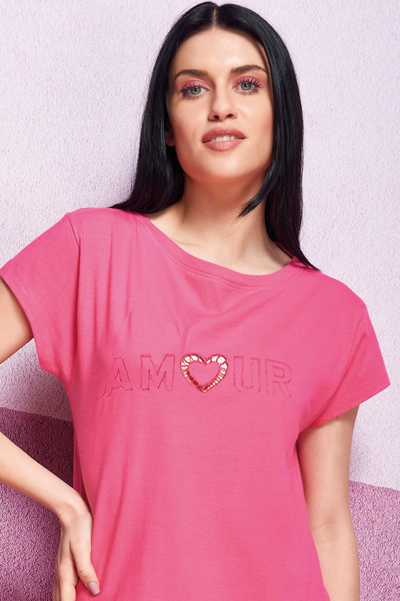 Oxksana Růžová noční košile - 100% bavlna, vyšívané srdce, krajka a volán