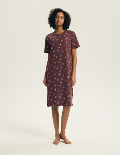 Noční košile Henderson Evika 45304 – bavlněná, jahodový potisk